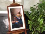 High Definition Indoor Digital Photo Frame With Optional Crude Wood Frame