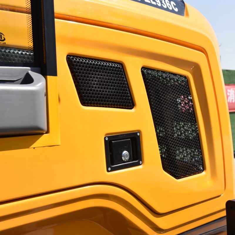 Wheel Loader With 4 × 4 Variable Speed Gears Front End Loader For Construction Engineering Wheel Loader