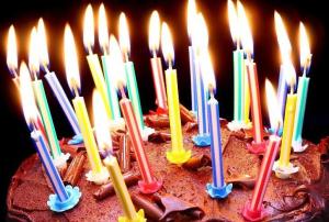 Wholesale Vertical Core Spiral Birthday Candles , Custom Birthday Cake Candles No Deformation from china suppliers