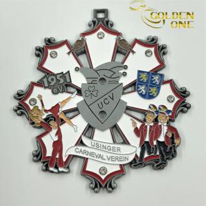 Wholesale China Factory Price European Karnevals Orden Snowflower Shape Silver Plated Zinc Alloy Medal Carnival Medallion from china suppliers
