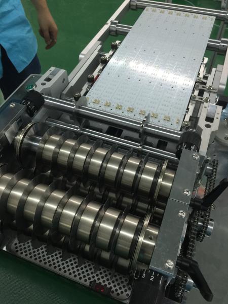 Quality Multi Blade Automatic PCB Separator / PCB Depaneling / LED PCB Cutter Machine YSVJ-650 for sale
