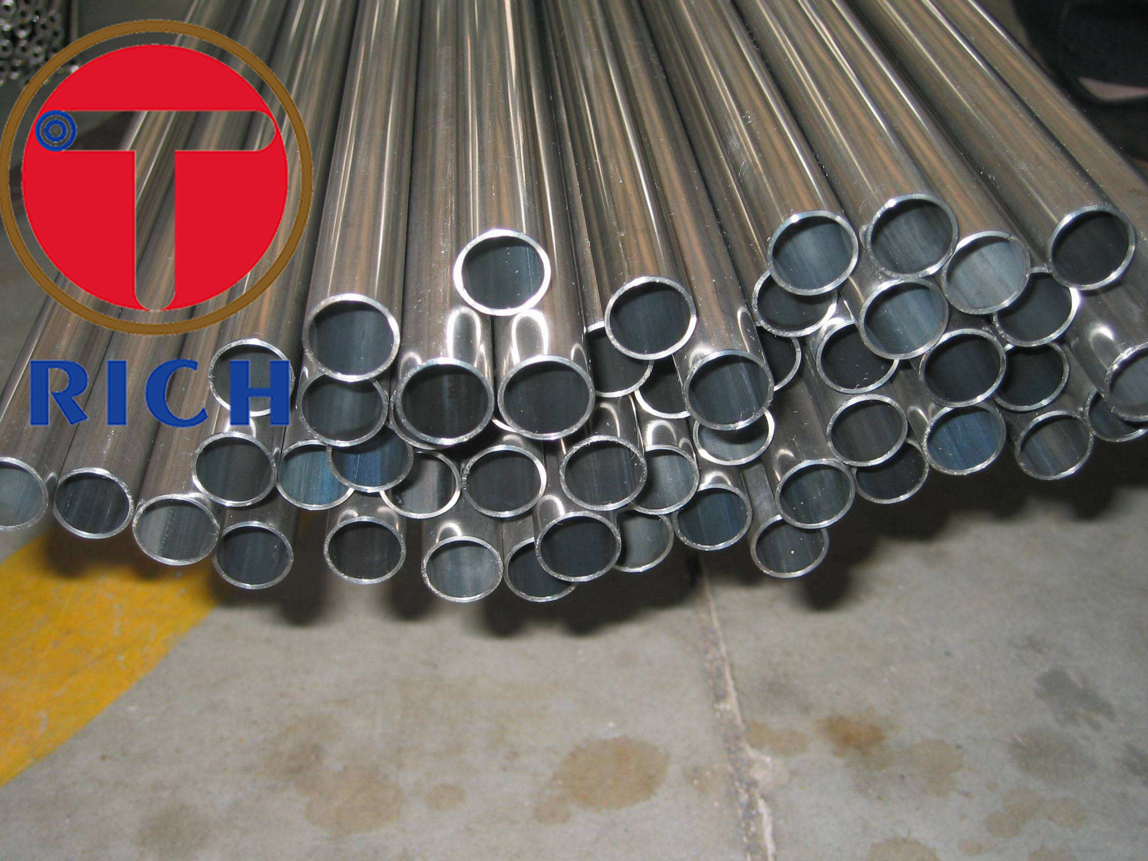Gcr15 Cold Drawn Carbon Seamless Pipe 100cr6 Alloy