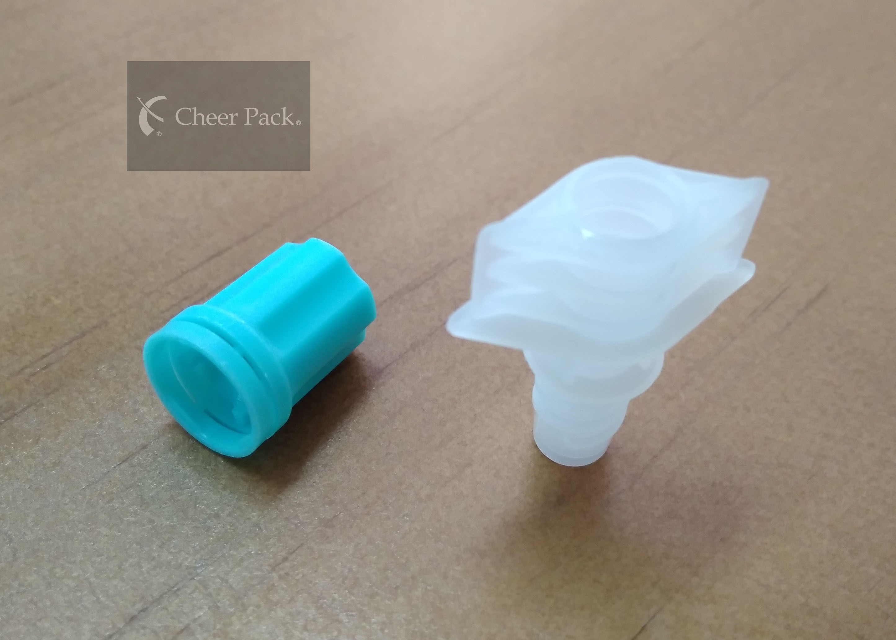 Blue Color Plastic Pour Spout Caps For Stand Up Doypack , Inner Diameter 5 Mm