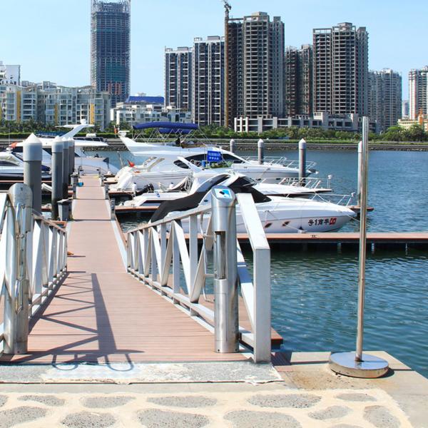15-20 Years Lifespan Marine Aluminum Gangways Ramps With Accessories For Marina