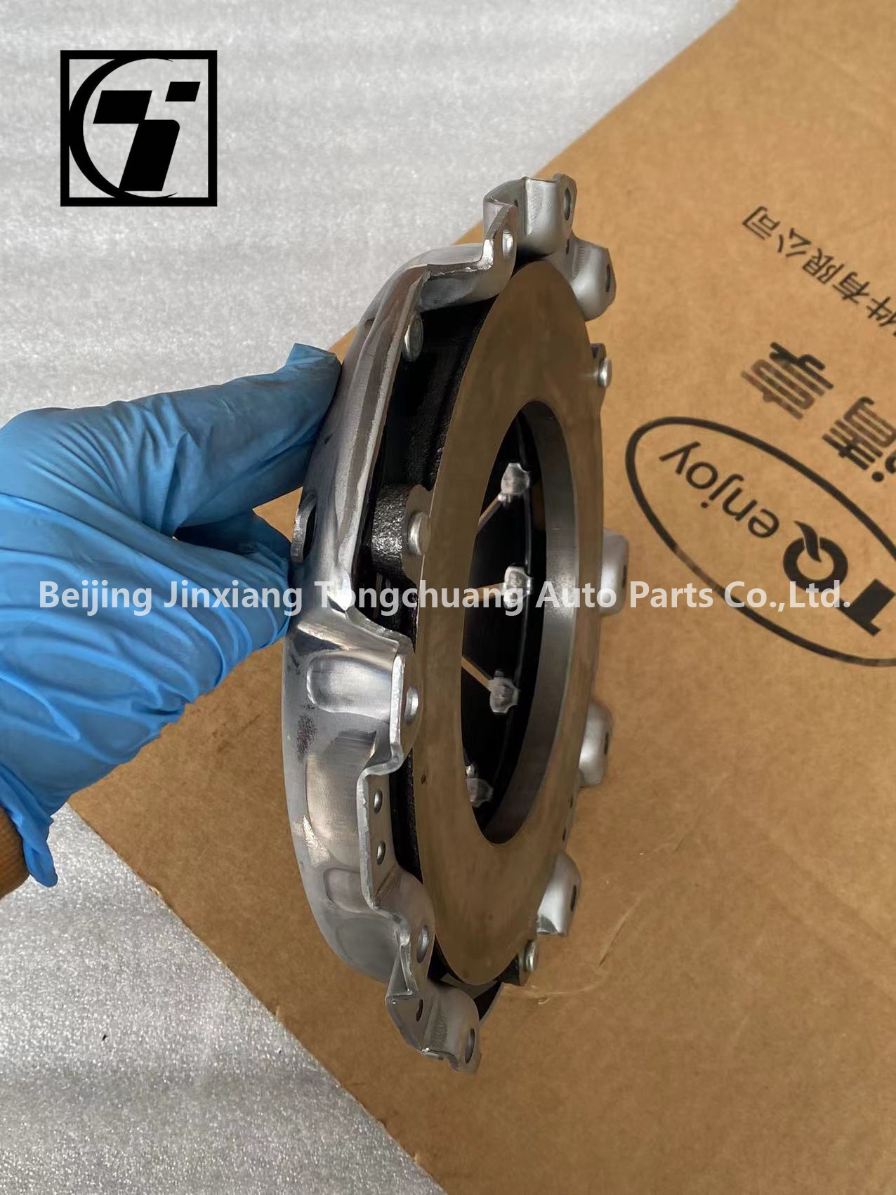 Foton Truck Spare Parts Xiangling M1 M2 200mm 20 Teeth Disc Pressure Plate WT15R-1601900