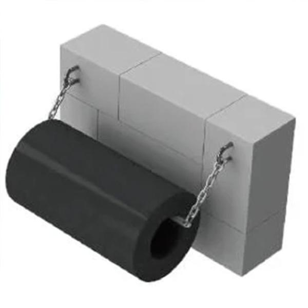 Black Cylindrical Marine Fenders Durable Fenders For High Impact And Low