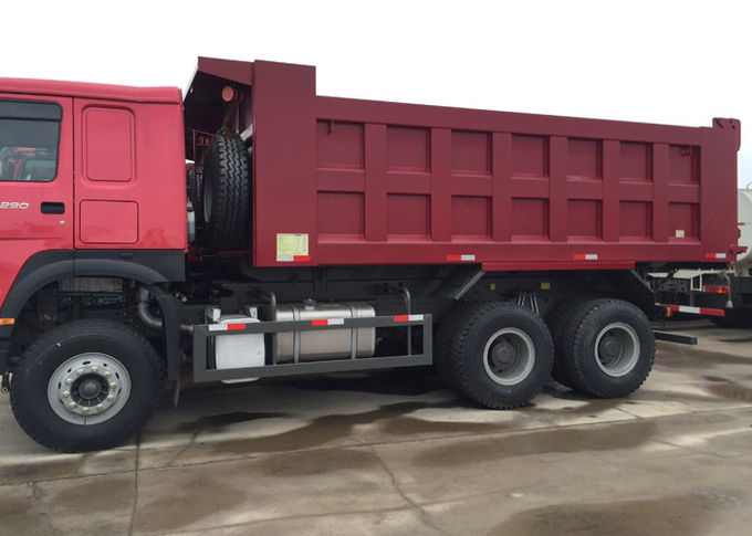 HOWO Dump Truck 10 Wheels 371HP LHD 10 - 25 CBM 30 - 40tons For Mining Industry