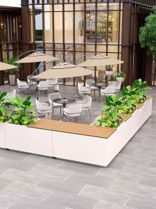Wholesale High Rust Resistance large metal flower pots Customizable Shape from china suppliers