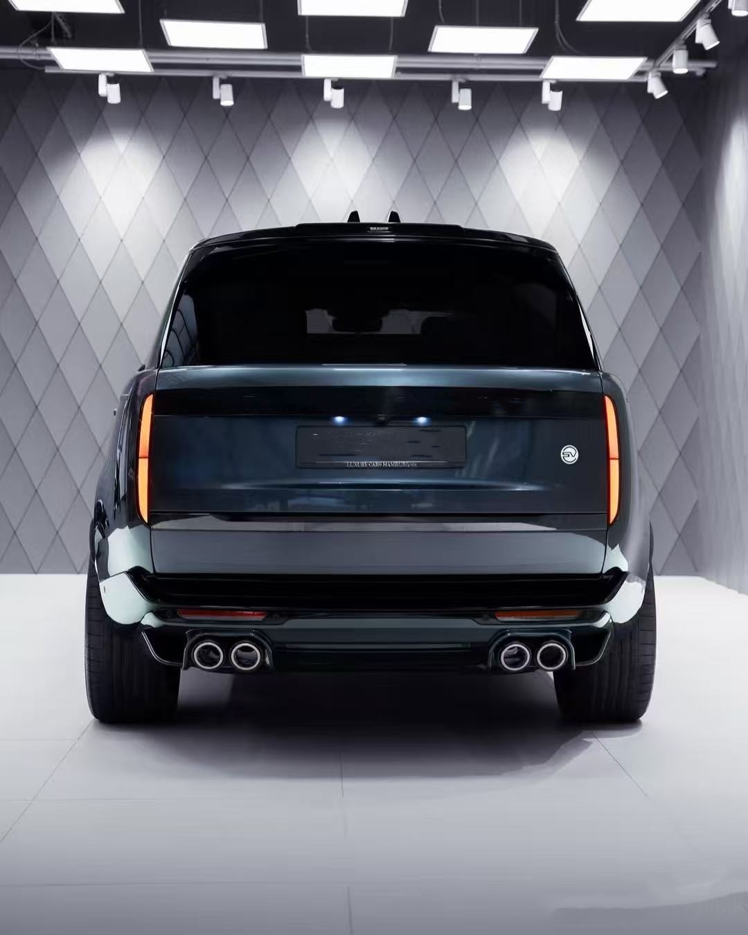 2022 New Range Rover Body Kit BS Style Front Lip Splitter Bumper Diffuser
