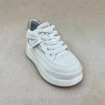 Women high top sneakers with breathable upper and casual use fashionable