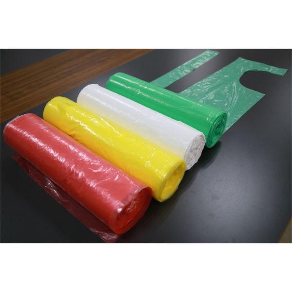 Disposable PE Aprons Plastic Aprons Flat Aprons Aprons On roll Aprons On Block Polyethylene Aprons