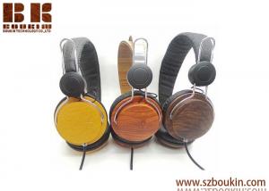 China High-end retro fashion custom oem wooden headphone with Good stereo sound from Headphone Factory in China on sale