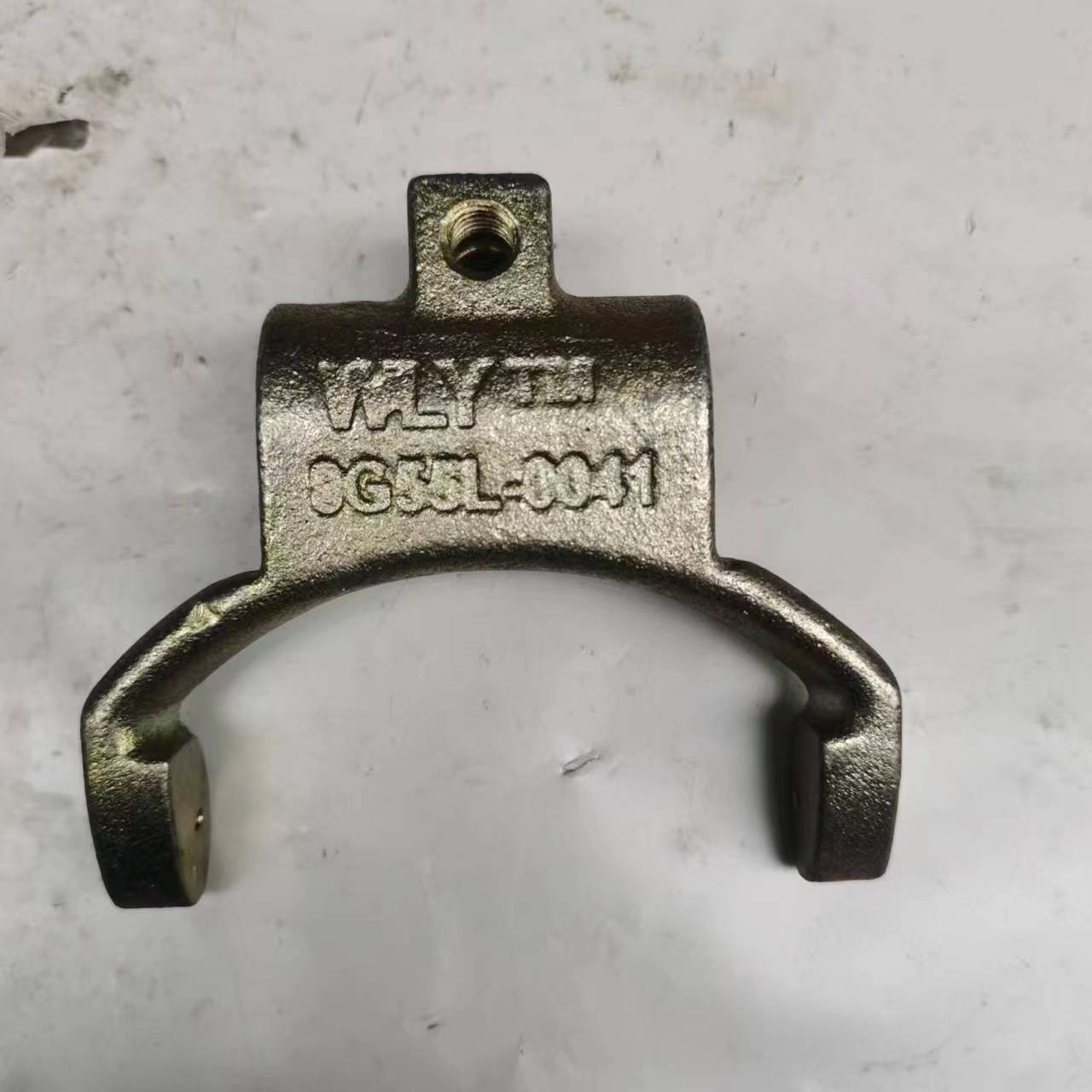 F3000 Clutch Release Fork for Dongfeng Dolica Off-road Vehicle 5-speed Transmission 523L-0041A5