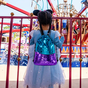Wear the sequin bag to the park