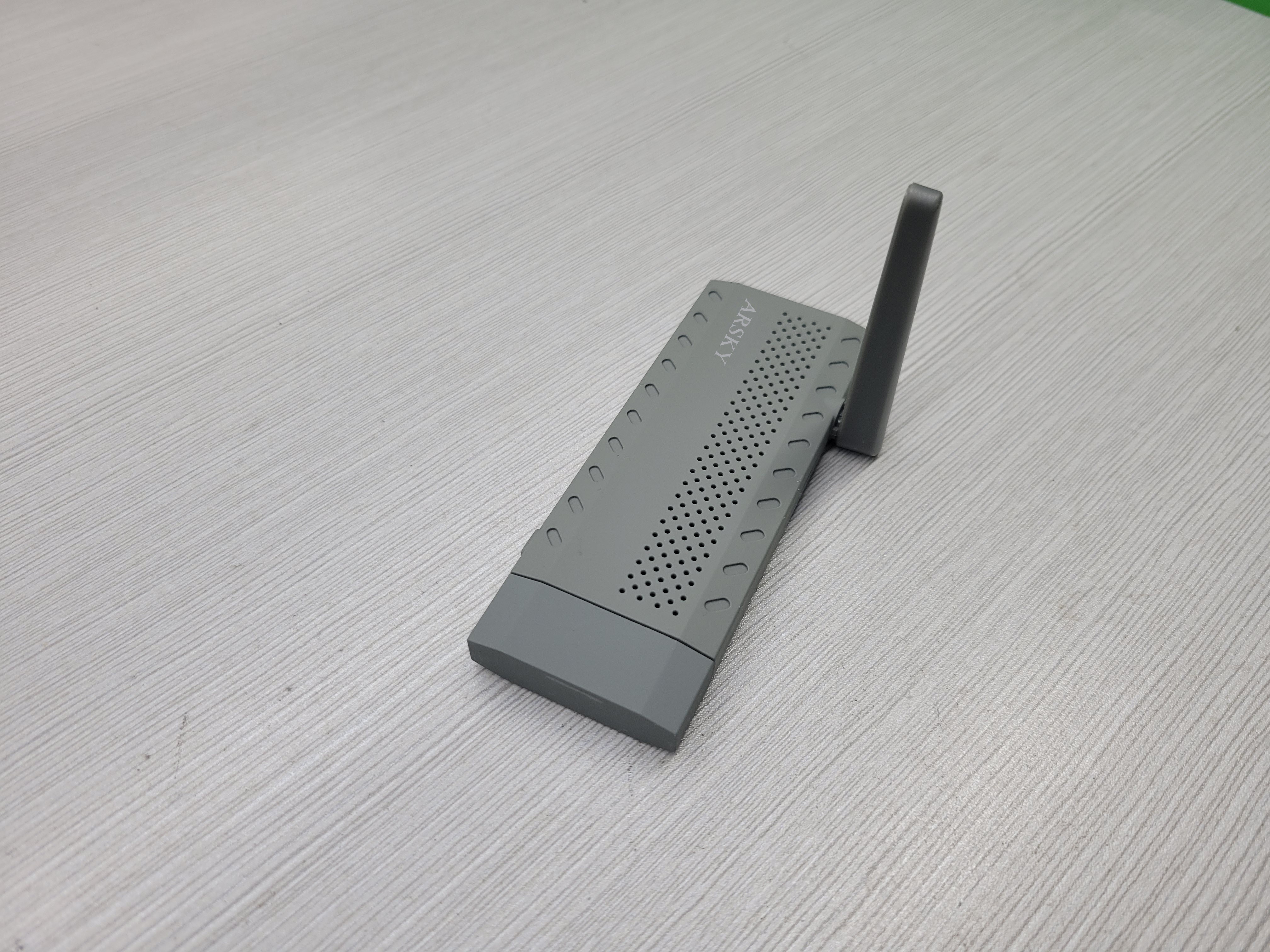 Android 10 Smart TV Stick RK3229 Quad Core H.265 4K 60Hz Media Streaming Device