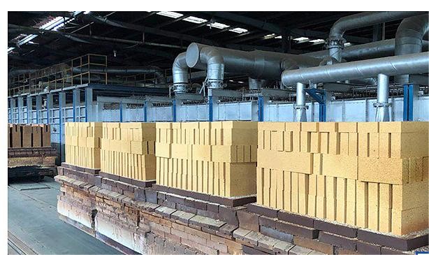 Non Metallic Refractory Insulating Fire Bricks Burning Resistant High Refractoriness