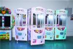 2022 popular crazy toy 2 doll crane machine claw toys/gifts machine for game