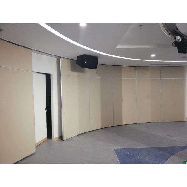 Aluminum Profile Wooden Panels Movable Partition Wall For Hotel 3 Years Warranty