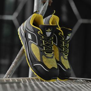 Wholesale L-7501 Steel Toe Work Shoes S3 SRC Waterproof Sport Shoes Memory Foam Insole from china suppliers