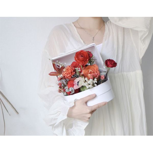 Colorful Creative Round Slide Roses Gift Packaging Paper Flower Box for Luxury Gifts