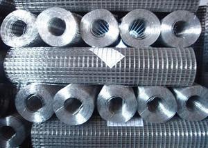 China Hot Zinc Galvanized Welded Wire Mesh Roll 2.0-4.0mm For Construction Building on sale