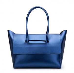 China Soft Leather Handbags Fashion Lady Tote Bag Simple Big Capacity Shoulder Bags on sale