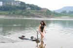 OEM Customized 110cc 2 Stroke Gasoline Powered Bluepenguin Jet Surfboard Motor