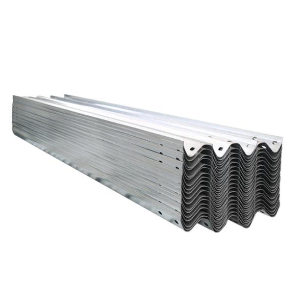 Customized Galvanized W Beam/Thrie Beam Highway Guardrail DimensionsTraffic