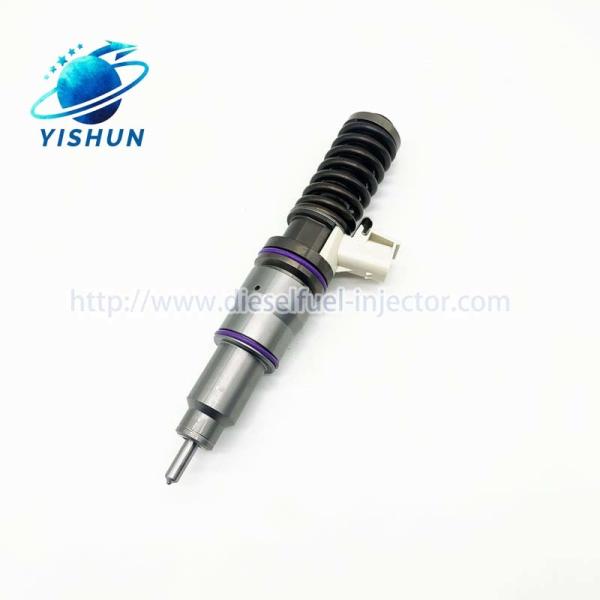 High Quality Diesel engine parts fuel Injector 63229468 33800-84840 BEBE4D21002