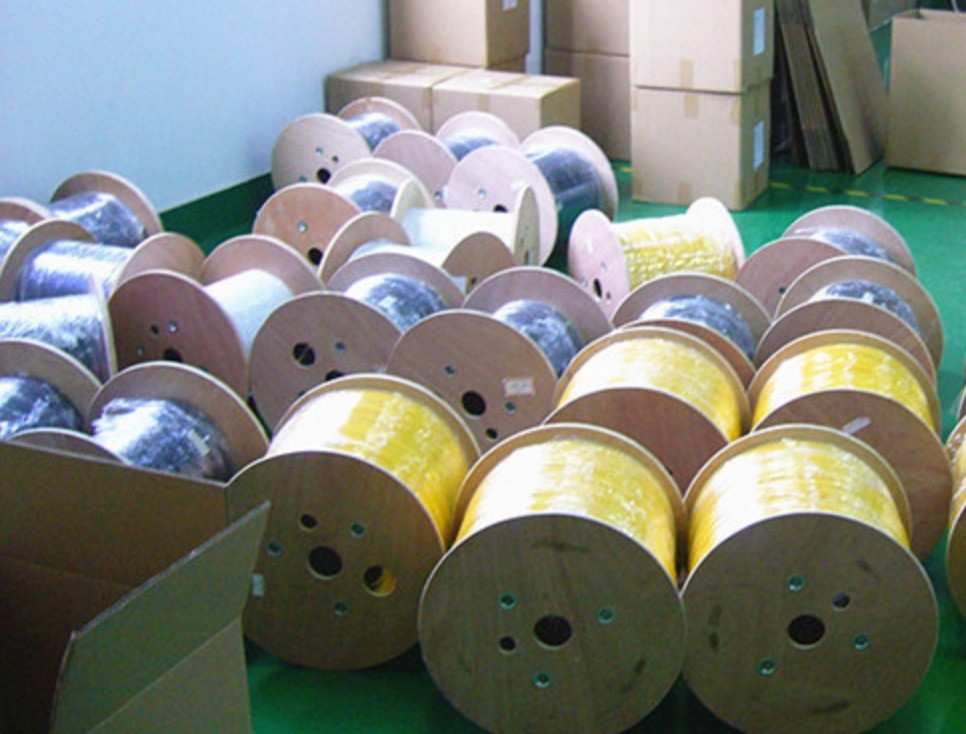 Duplex Fiber Optic Cable , Fiber Optic Breakout Cable Tight Buffered