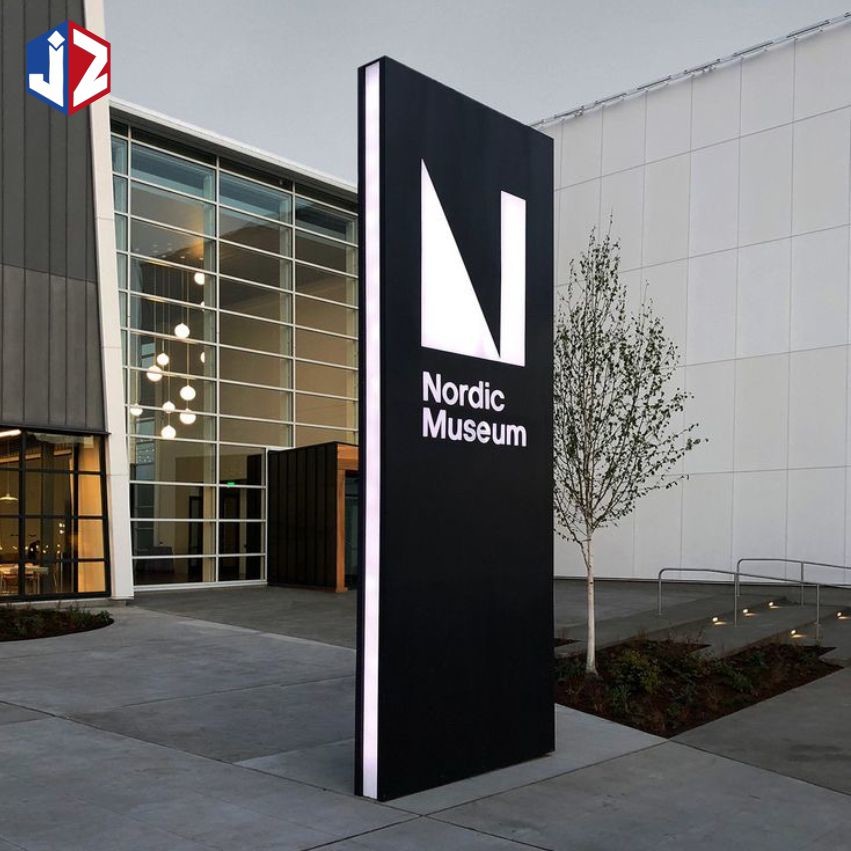 Illuminated IP65 Indoor Wayfinding Signage Stainless Steel Sign Board Stand