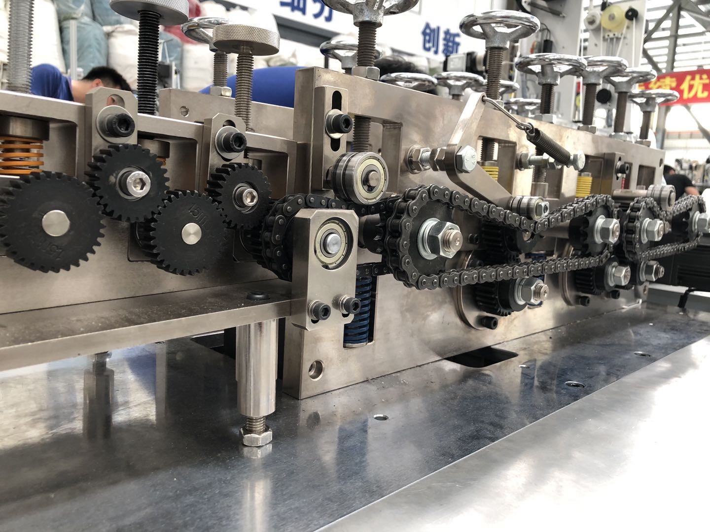 Fully Automated Face Mask Manufacturing Line , Non Woven Mask Making Machine High Capacity, earloop welded