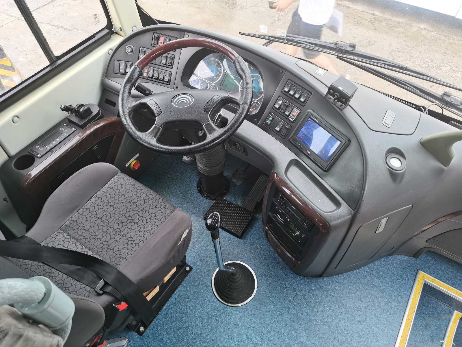 2013 Year 35 Seats Used Bus Used Yutong Bus ZK6888 Used Coach Bus LHD Steering Diesel Engines