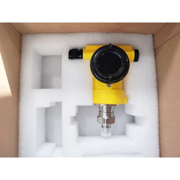 24VDC Monocrystalline Silicon Pressure Transmitter 4 20mA With HART Female Thread For Gas/Liquid/Steam