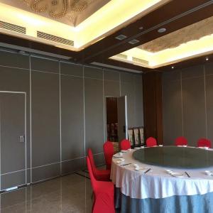 Wholesale Removable Folding Sliding Partition Doors Acoustic Sound Proof Partitions For Banquet Hall from china suppliers