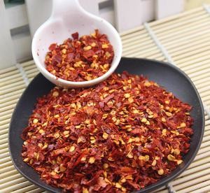 Chaotian Crushed Chilli Peppers 16 Mesh Sterilized Red Crushed Chilli