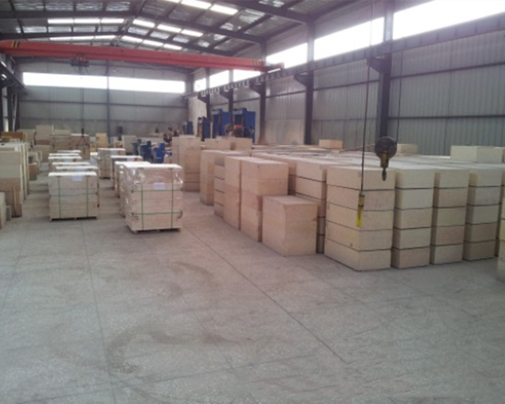 Large Size Fire Clay Brick for Glass Furnace Made of Kaolin at from Henan