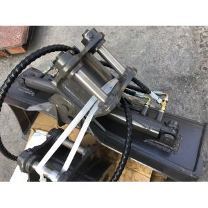 Wholesale EXCAVATOR TILT BUCKET WITH BOLT-ON CUTTING EDGE from china suppliers