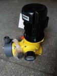 Milton Roy GM Series Diaphragm Metering Pump , Chemical Dosing Pump GM0025PR1MNN
