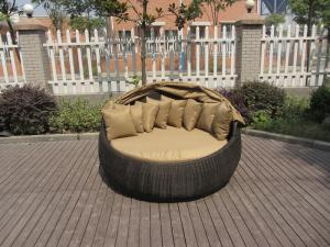Wholesale Outdoor Rattan Daybed , Hand-Woven All Weather Round Sun Bed from china suppliers