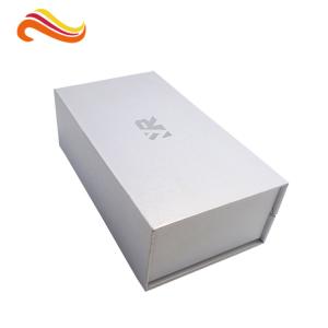 Wholesale Rectangle Silver Rigid Gift Boxes , Handmade Magnetic Gift Box Color Customized from china suppliers