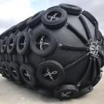 ISO 17357 Yokohama Rubber Fender 4.5*9.0M Floating Pneumatic Rubber Fenders