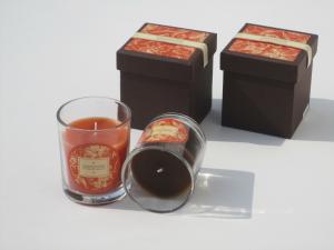 Wholesale Orange &amp; brown scented glass jar candle with printed label packed into gift box from china suppliers