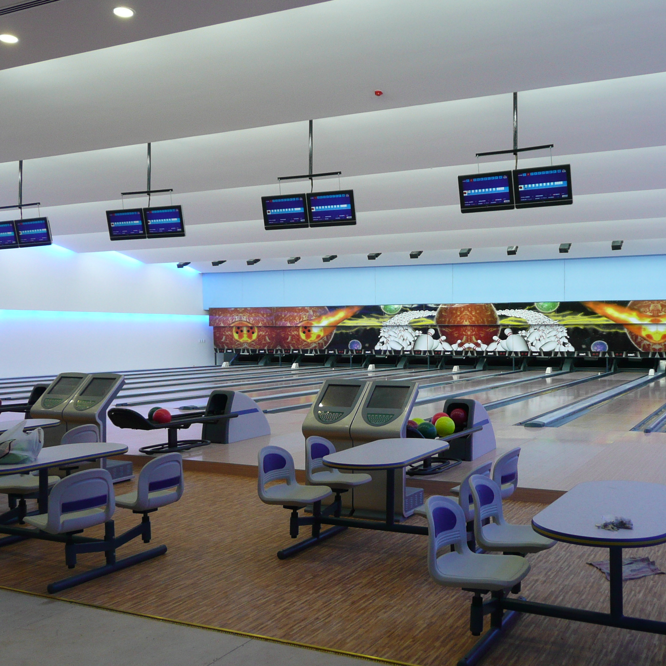 Affordable Sport Style Bowling Equipment for Direct Supply of Traditional Strike Feel