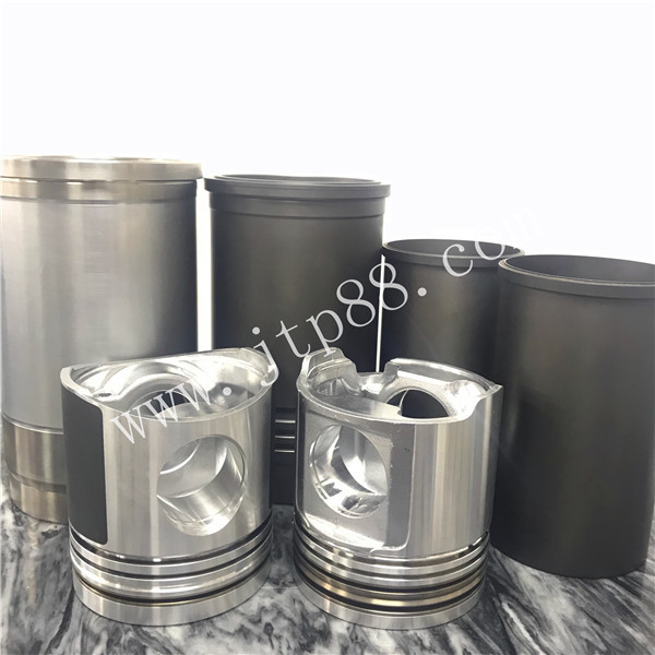 OEM ME031502 Cylinder Liner Sleeve 4D32 For Mitsubishi Engine Parts 192mm