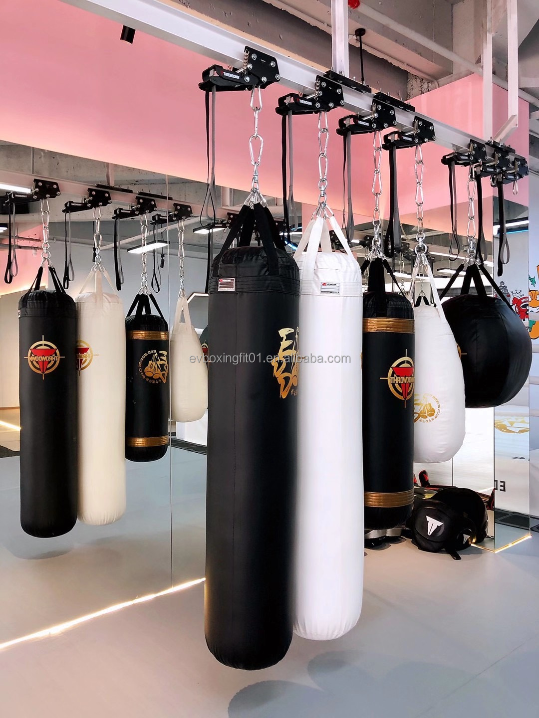 Custom Logo Quality Boxing Punch Bag Kicking Bags Commercial Boxing Heavy Bag