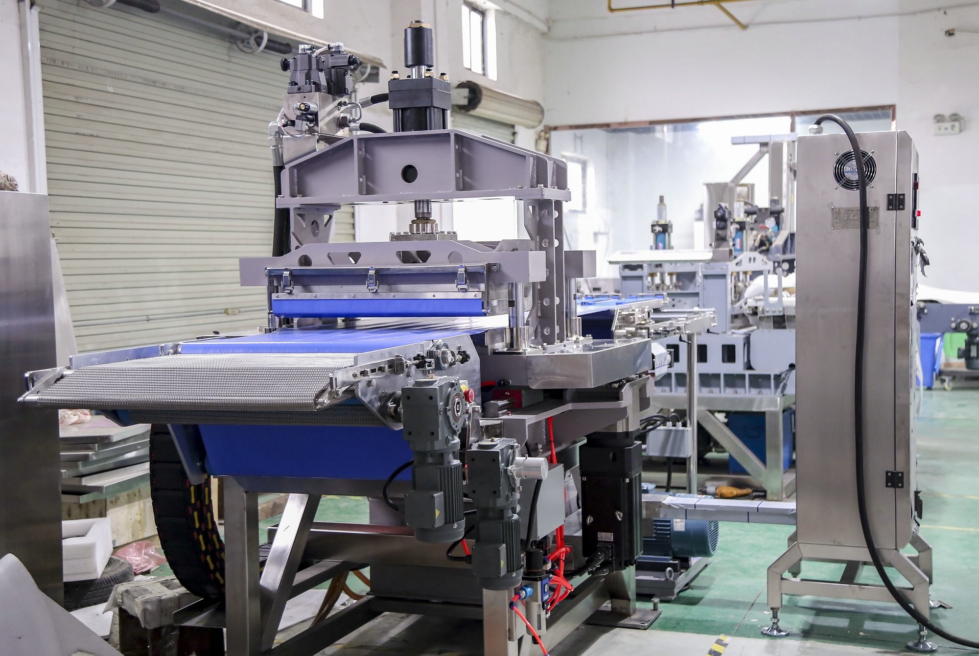 Wheat Flour Industrial Tortilla Making Machine 3600-8200 Pcs/H