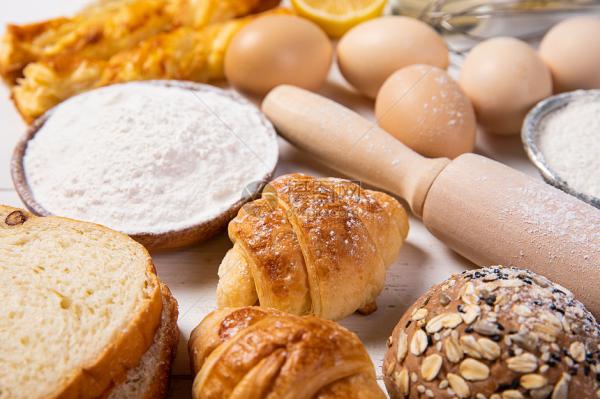 E475 Bakery Emulsifiers Food Grade Polyglycerol Esters Of Fatty Acids PGE155 For