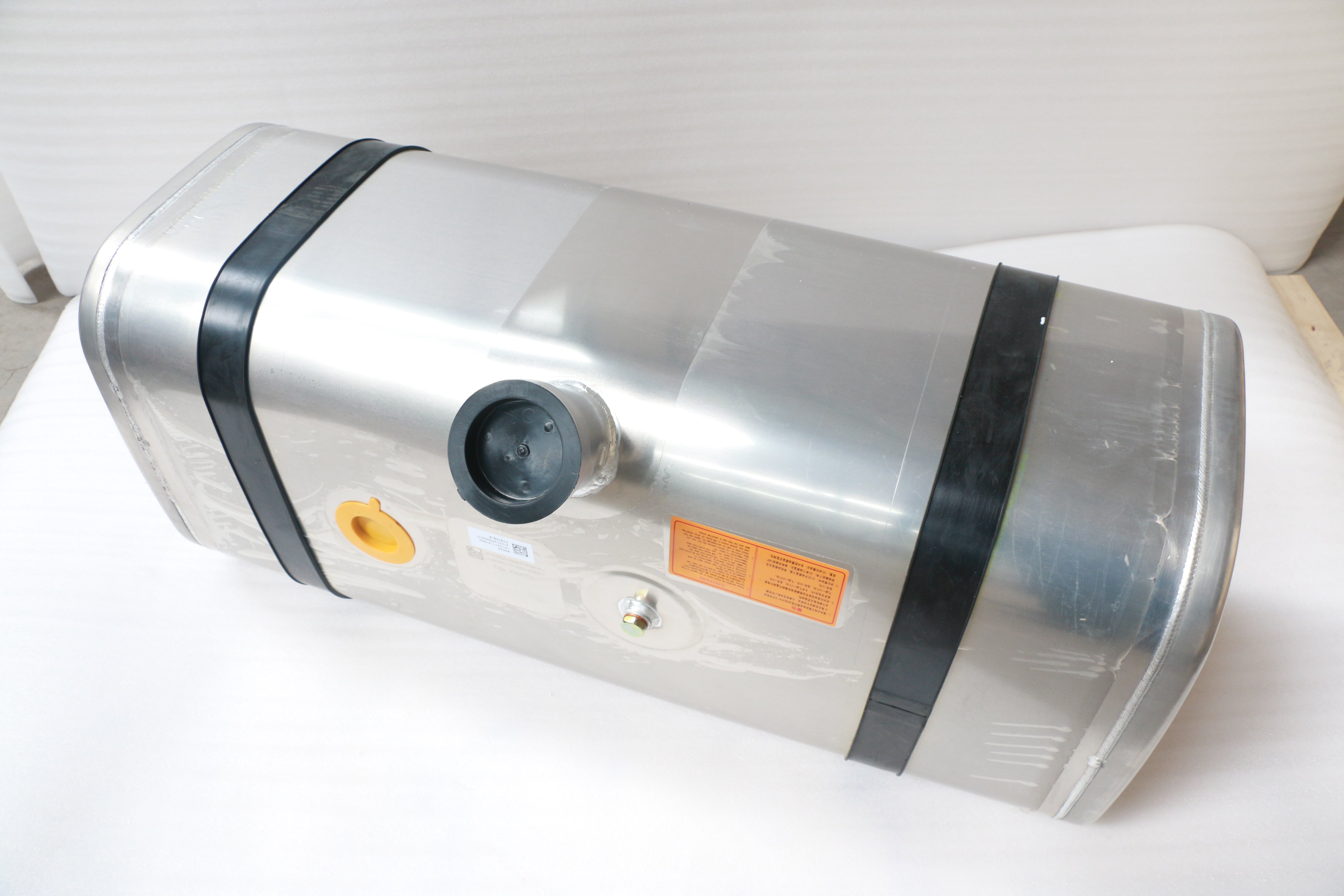 1512311147002 Foton 200L Truck Diesel Fuel Tank with Aluminum Alloy Material