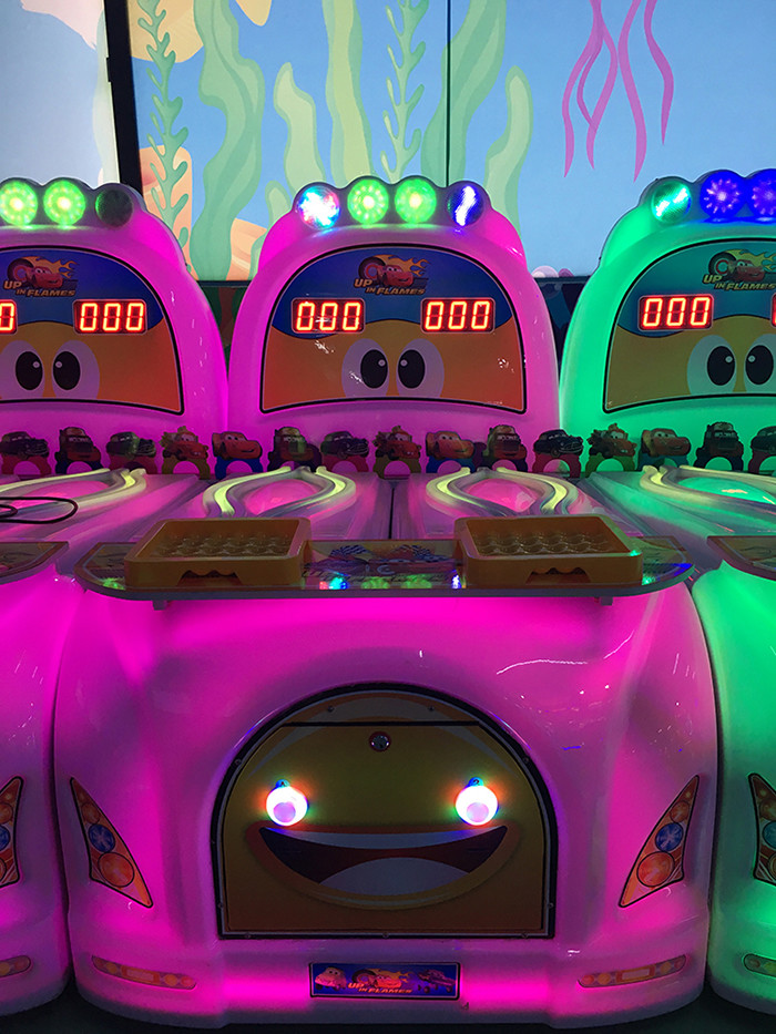 6 Players Indoor Amusement Game Machines For Auto Show / Movie Theater